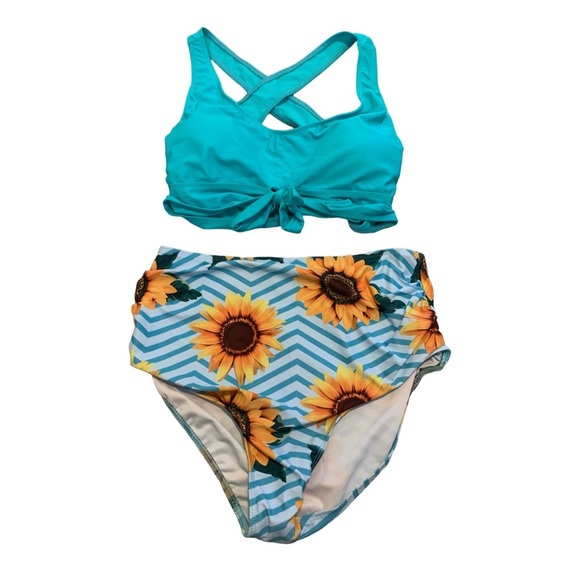 💙 Turquoise Bikini Top and Sunflower Print Bottoms - Picture 1 of 8